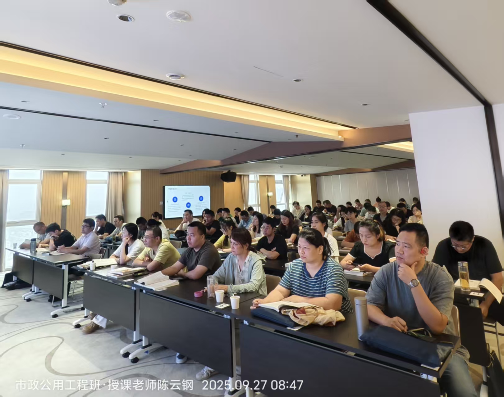 胜天国际-梦想照进现实,努力成就未来!
